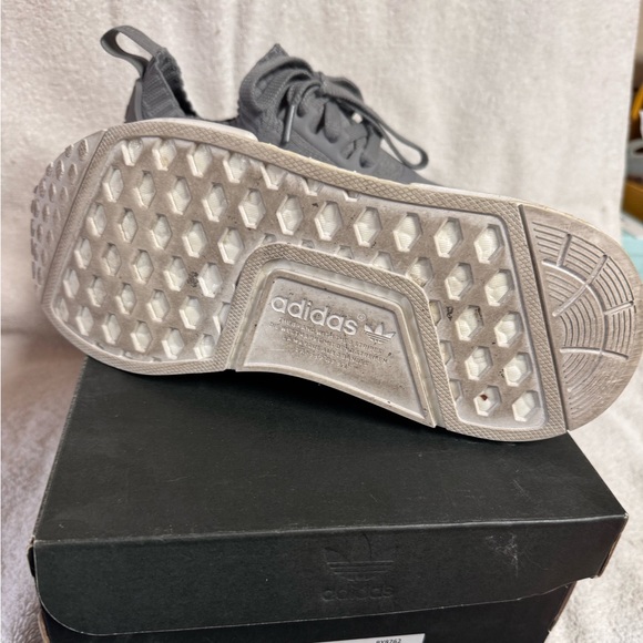Adidas NMD_R1 PK Primeknit Grey France USED size 7.5 - Picture 3 of 8